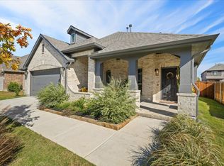 2608 Upland Trail Ln, Aubrey, TX 76227
