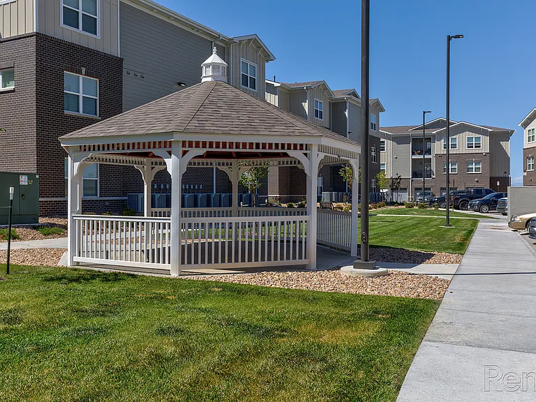 Village at Thorncreek — Photo 49
