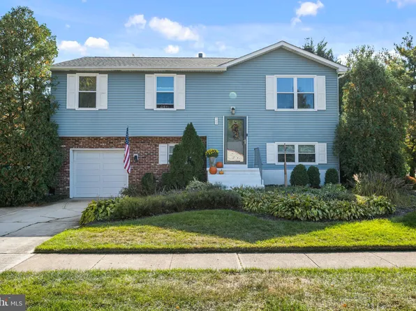 29 Gettysburg Dr, Voorhees, NJ 08043