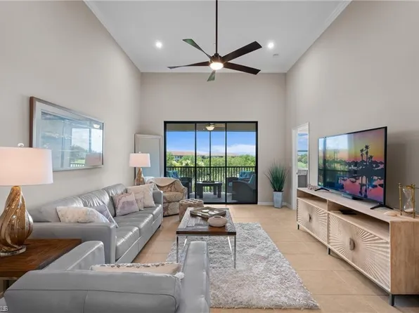 9402 Pocida Ct Unit 204, Naples, FL 34119