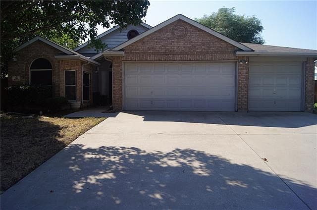 1st image of 737 Quail Dr