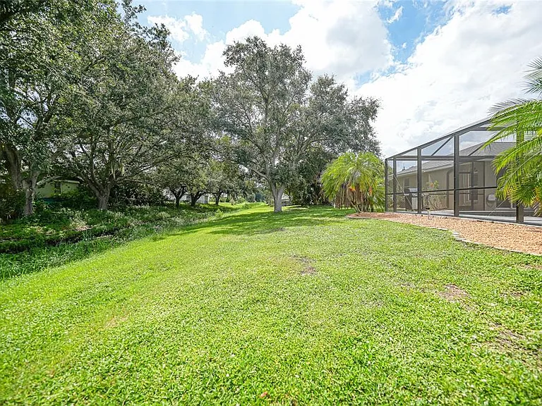 2880 Vogler Ln — Photo 39