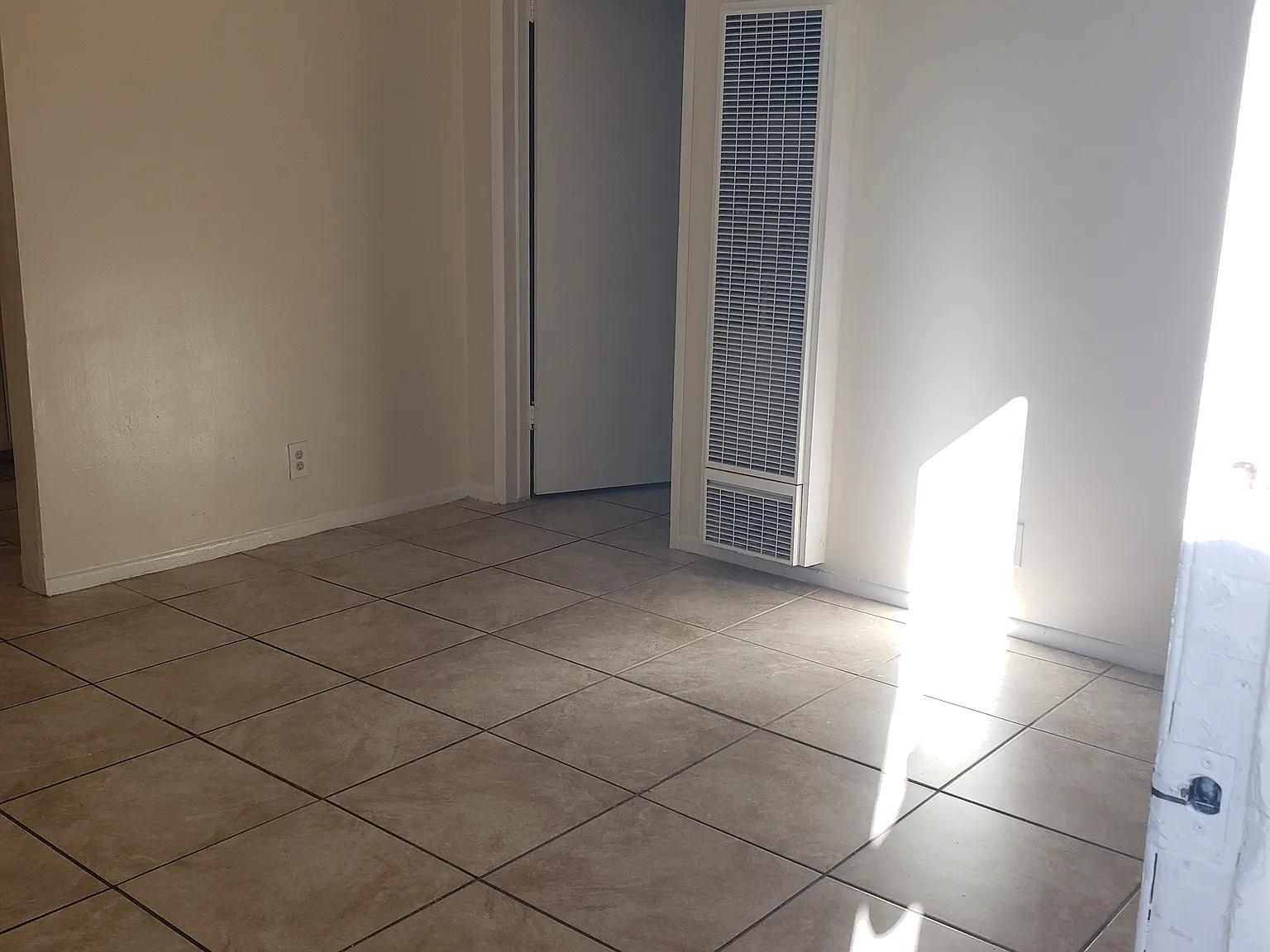1 bed, 500 sqft, $1,595 — Photo 2