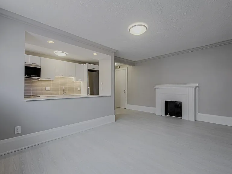 18 Tichester Rd #STUDIO — Photo 20