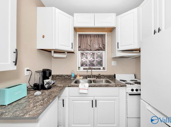 huntsville-alabama-92132369 picture