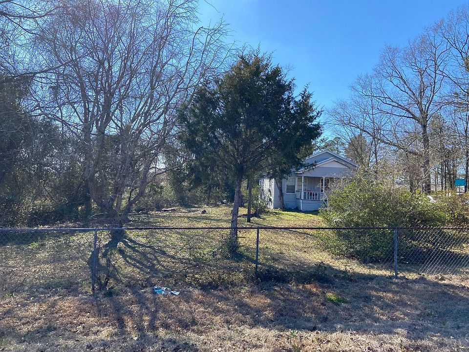 2nd image of 3314 S Palmers Rd