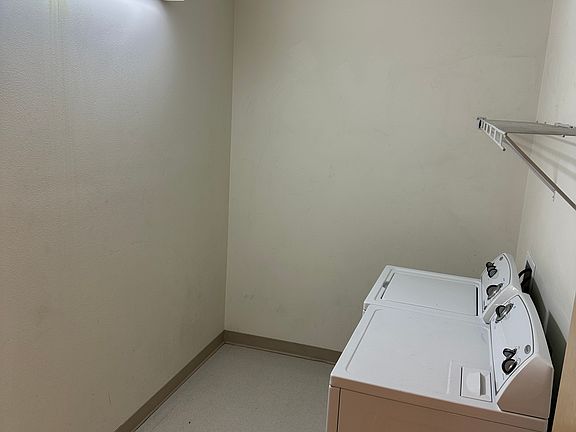 5th image of 653 4th Ave N #214