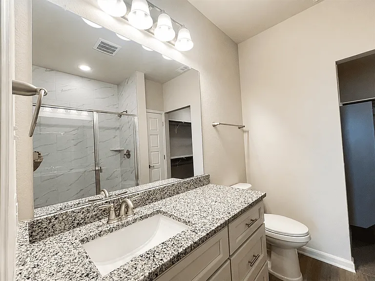 7161 Magnolia Vlg #101 — Photo 15
