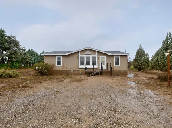 87 Amy Rd, Los Lunas, NM 87031