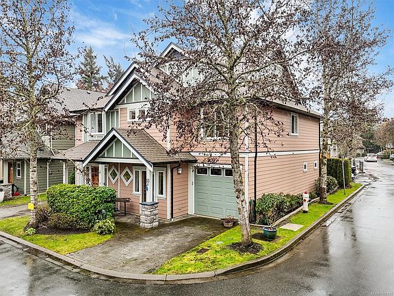 2nd image of 2210 Sooke Rd #13