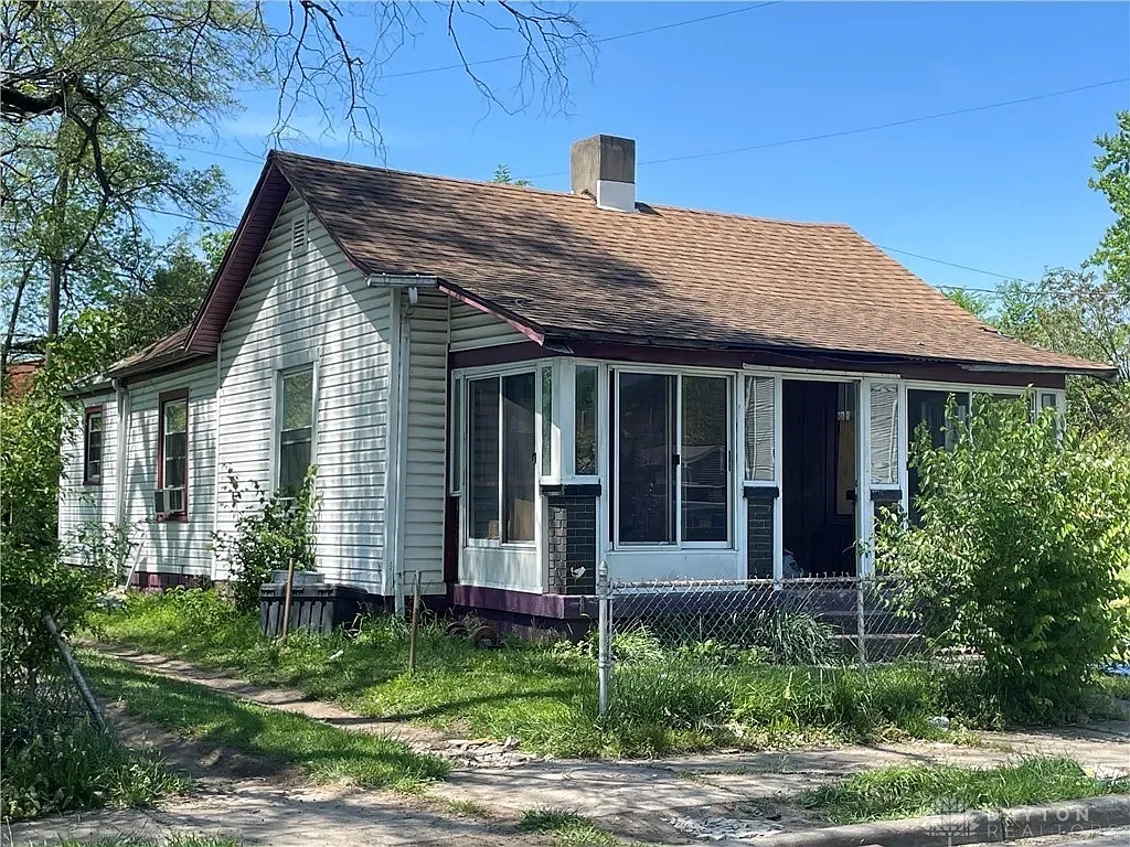 3 bed, 1168 sqft, $1,200 — Photo 1