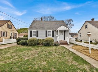 105 Standiford Ave, Sayreville, NJ 08872