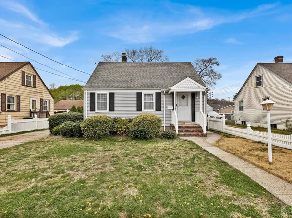 105 Standiford Ave, Sayreville, NJ 08872