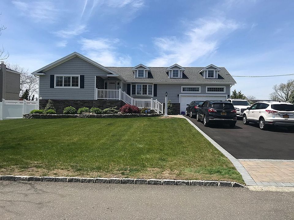 2nd image of 236 Eaton Ln