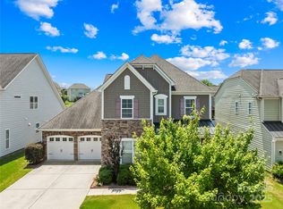 586 Brookhaven Dr, Fort Mill, SC 29708