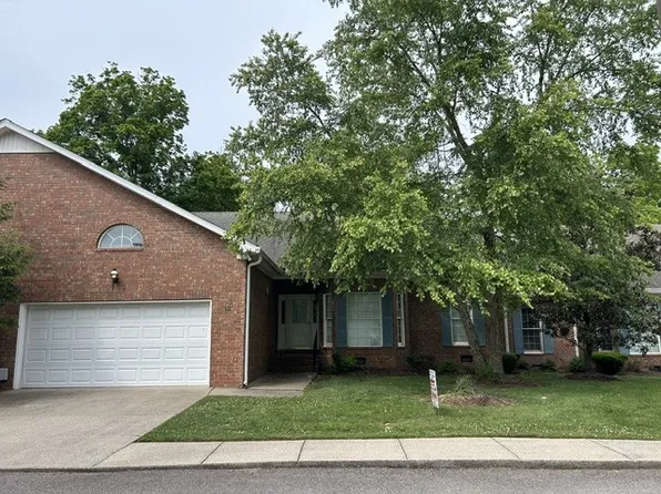 320 E Franklin St APT 12, Gallatin, TN 37066