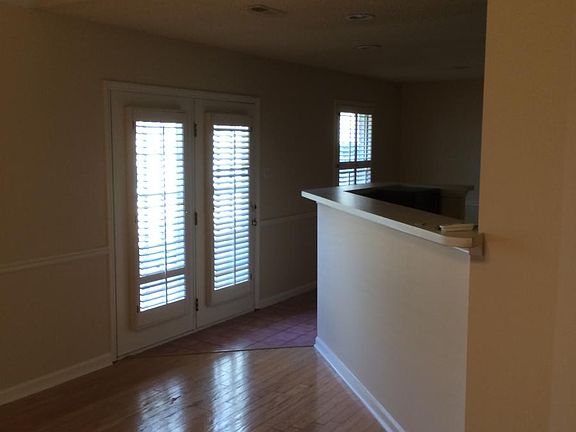 5th image of 8817 Mill Run Dr