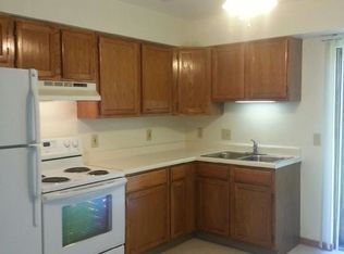 2021 Green Valley Dr, Janesville, WI 53546