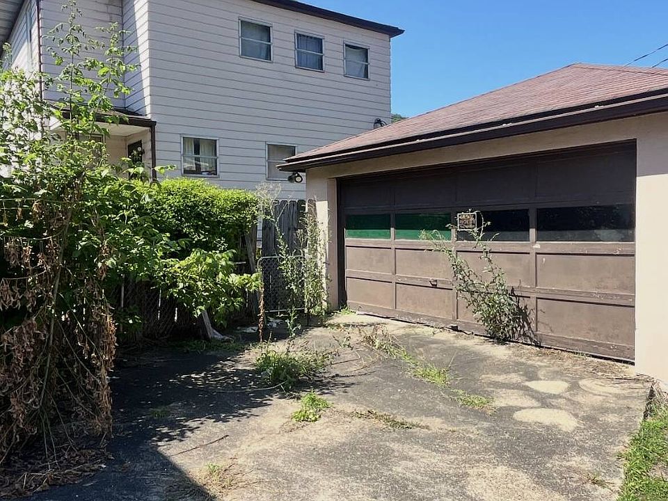 2nd image of 412 4th Ave
