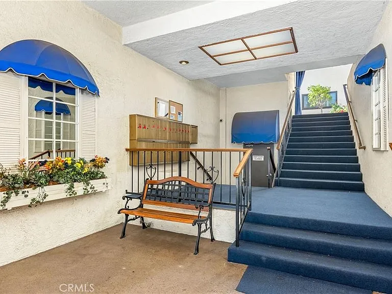 5255 Bellingham Ave — Photo 20