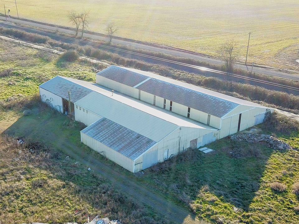 2nd image of 12450 Duckflat Rd SE