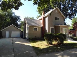 1427 Barham Ave, Janesville, WI 53548