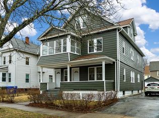 209-211 Oak Grove Ave, Springfield, MA 01109