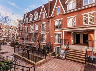 16 Laidlaw St #901-B, Toronto, ON M6K 1X2