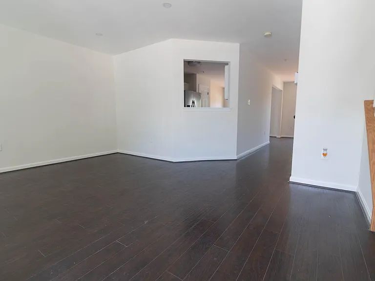 11525 Leland Pl — Photo 7