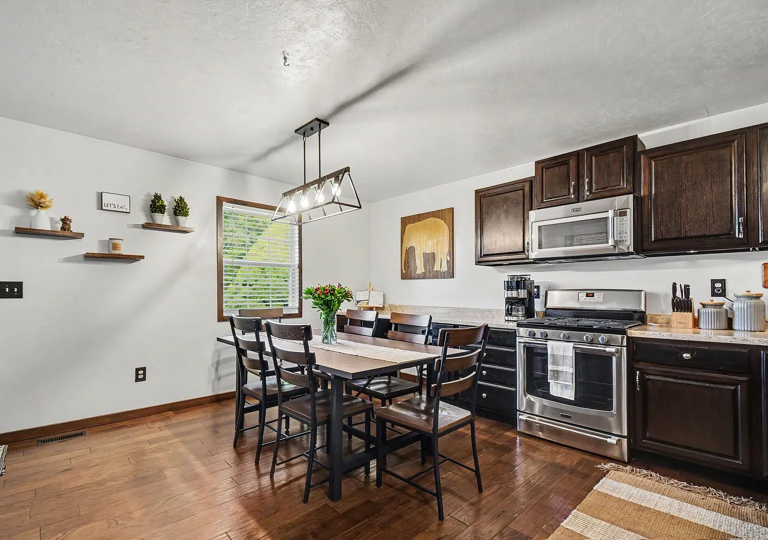 Coming Soon Lake Wawasee Channel Home $3,100/Month — Photo 4