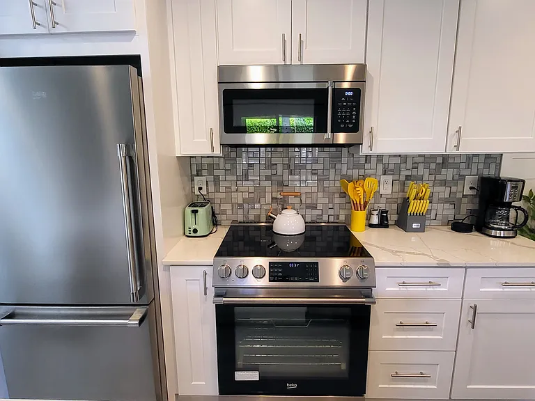 303 NE 115th St #1 — Photo 3