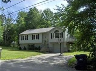 37 Maple Ln, Sutton, MA 01590