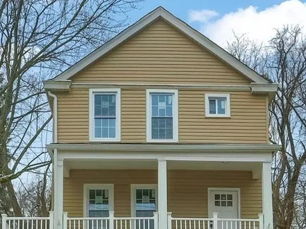 419 Maytide St, Pittsburgh, PA 15227