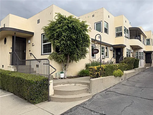 122 S Encinitas Ave #1 Photo 1