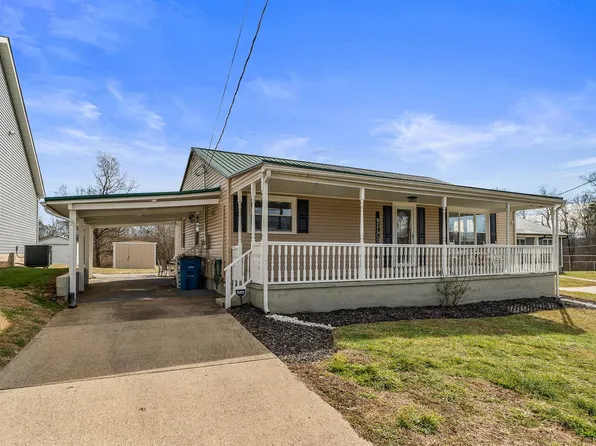 1266 Howells Mill Rd, Ona, WV 25545