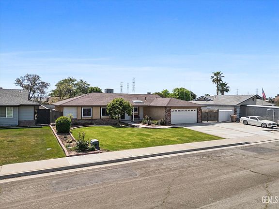 5th image of 10219 Planebrook Ave