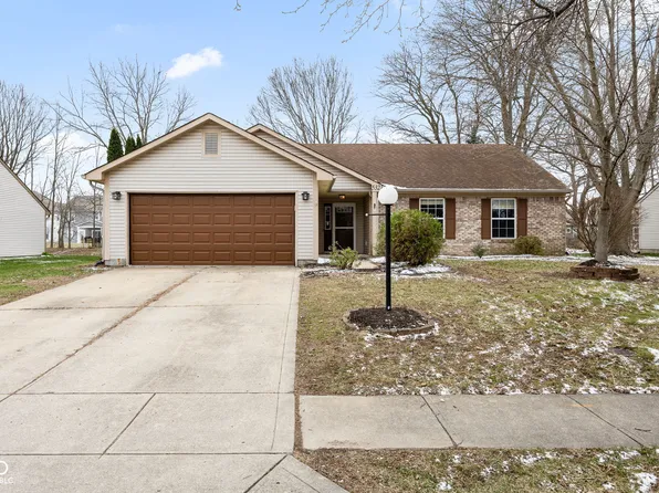 5321 Pine Hill Dr, Noblesville, IN 46062