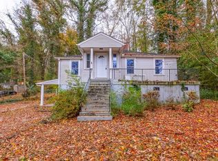 215 Dukeland Dr, Greenville, SC 29617