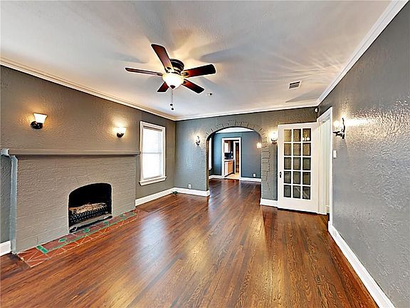 3rd image of 5971 Ross Ave