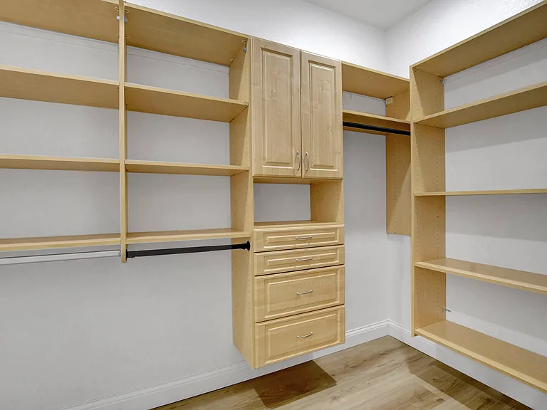 Master Closet 1