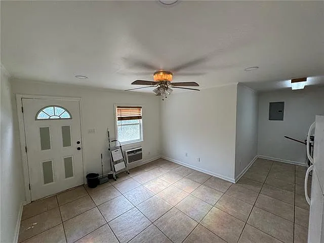 3710 Dumaine St — Photo 2