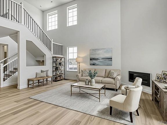 2nd image of 4224 Buttongrass Trail