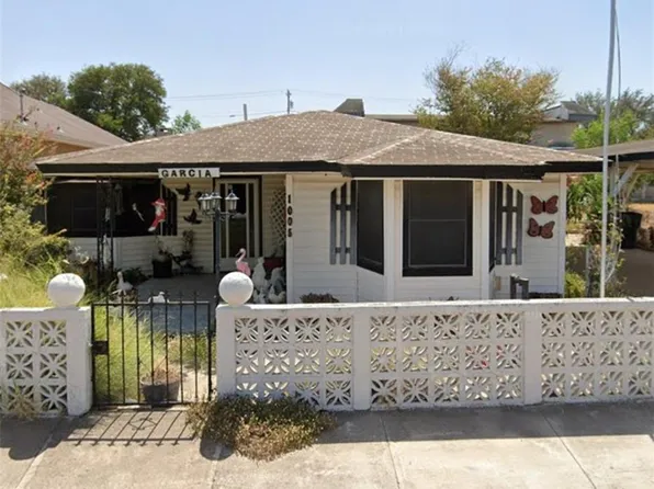 1005 N Pfc Angel J Moreno St, Roma, TX 78584