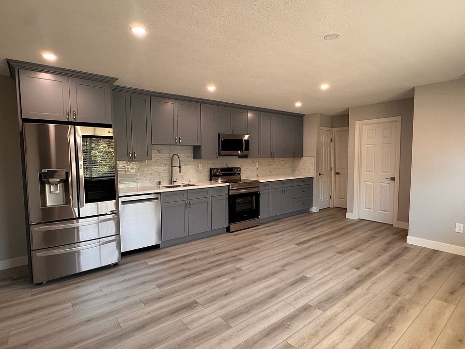 1st image of 2690 Olive Ave