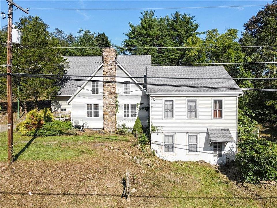 646 Pohopoco Dr, Lehighton, PA 18235 Zillow