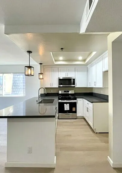 420 S Harvard Blvd #301 — Photo 5