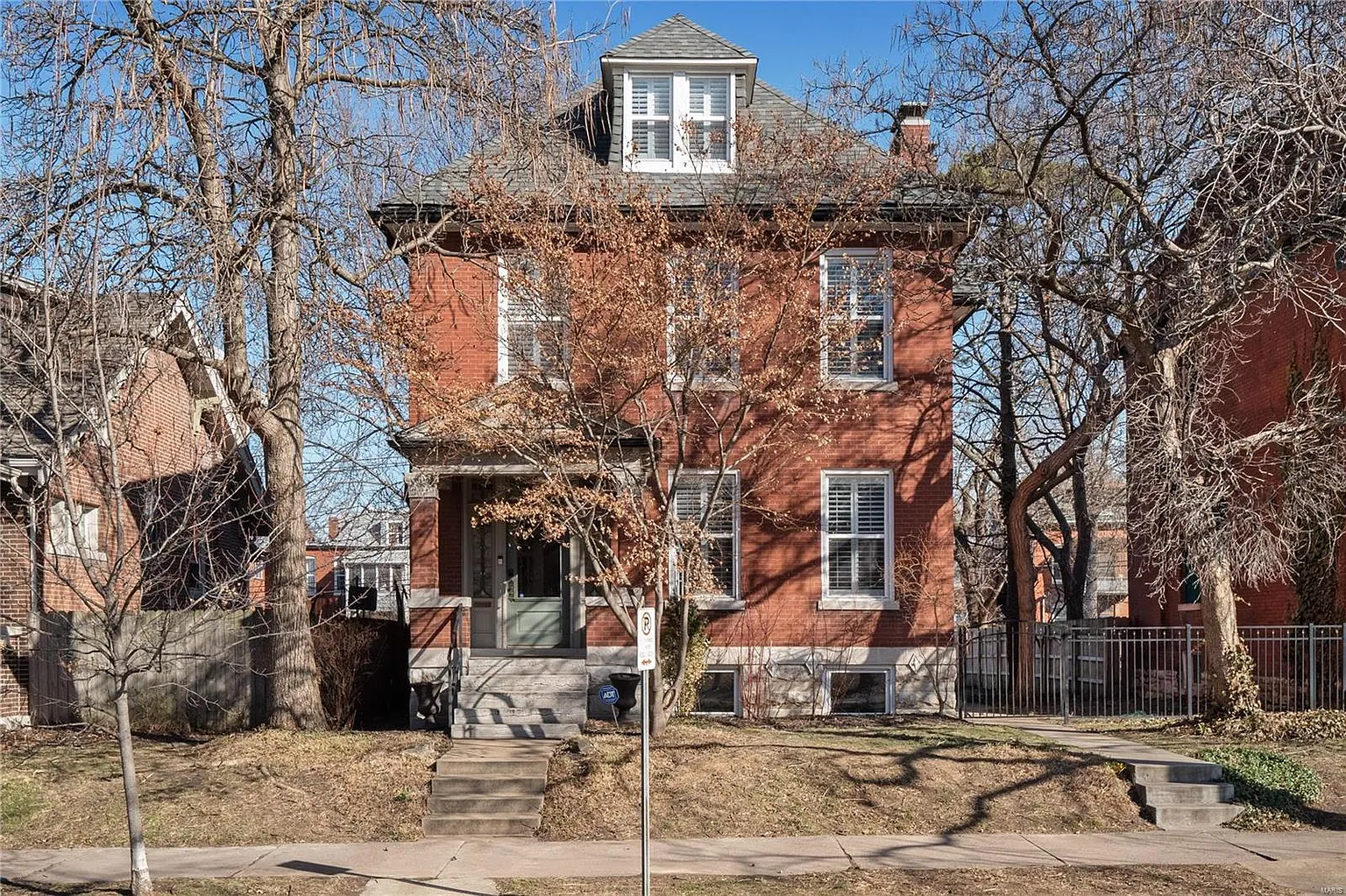 3631 N Utah Pl photo 1