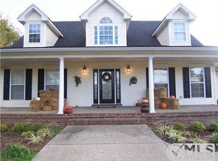 303B Martin Chapel Rd, Portland, TN 37148