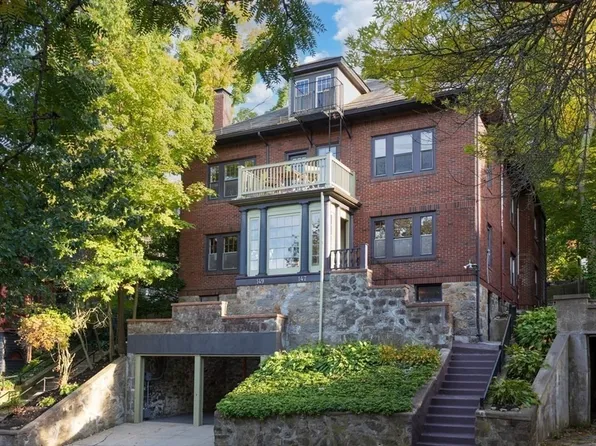 147-149 University Rd, Brookline, MA 02445