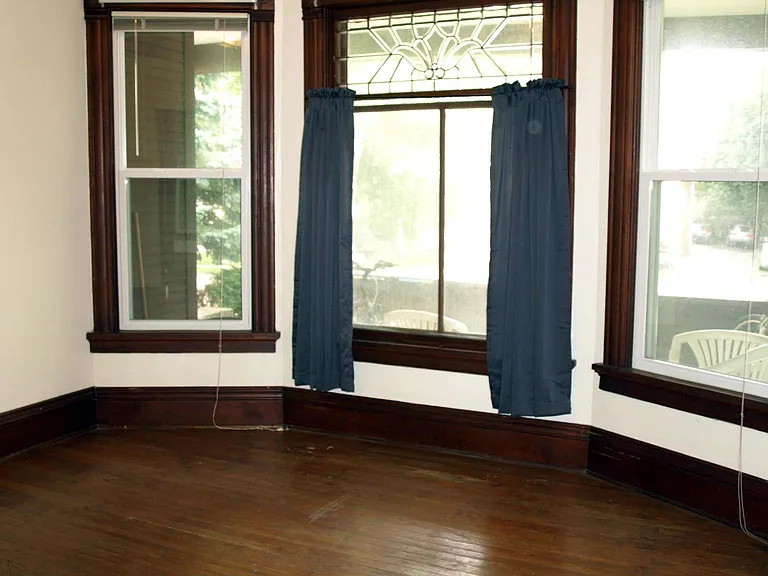 1935 University Ave #1 — Photo 9